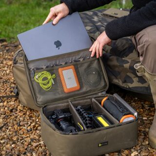 Avid Carp RVS Tech Pack - XL
