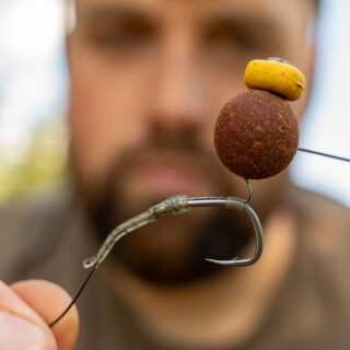 Avid Carp Outline FleckTone Line Aligner XL