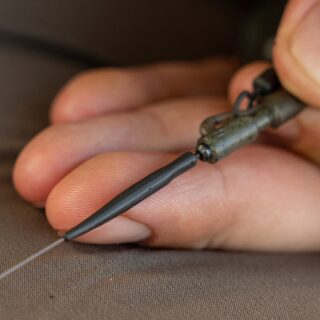 Avid Carp Outline Tungsten Anti-Tangle Sleeve