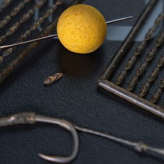 Avid Carp Outline FleckTone Bait Stops