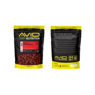 Avid Carp Squid & Strawberry Boilies - 1kg 15mm