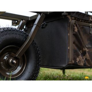 Carp Porter - Standard Drop-In Barrow Bag Dark Kamo