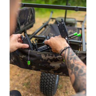 Carp Porter - Basic Front Bank Stick Bag Dark Kamo