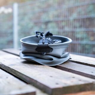 Zeck Fishing Folding Bucket & Rope
