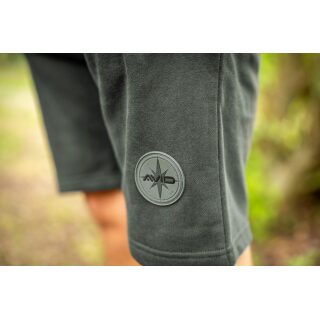 Avid Carp Bearing Shorts green XL