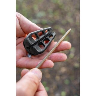 Korum Arrowhead Distance Method Feeder